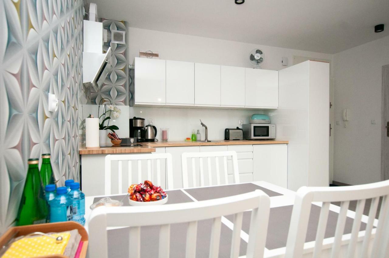 28 Apartment